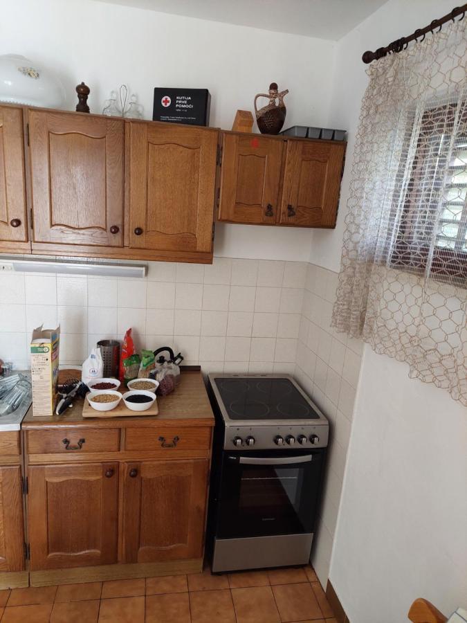 Meri Apartma Prizba